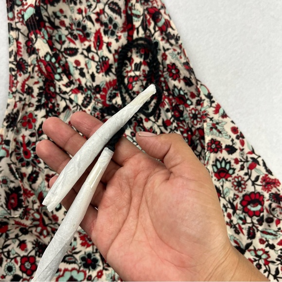 A.L.C. Womens Floral Silk Blouse Top Sleeveless Size 4 NWOT Back Pleat - Picture 4 of 9